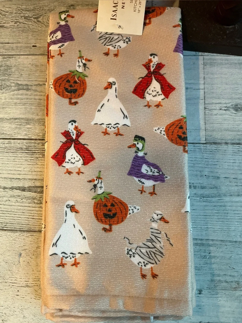 Isaac Mizrahi 2Pk. Quaky Costumes Kitchen Towel Set- 18x28”